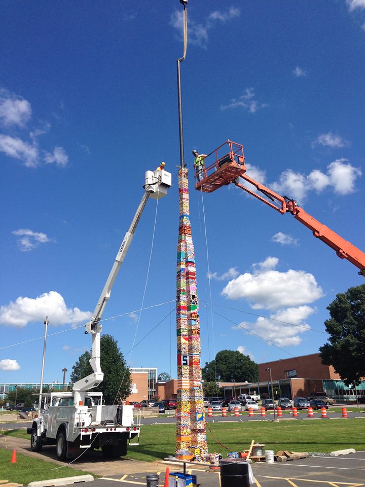 1001413_572440116135554_2029382186_n