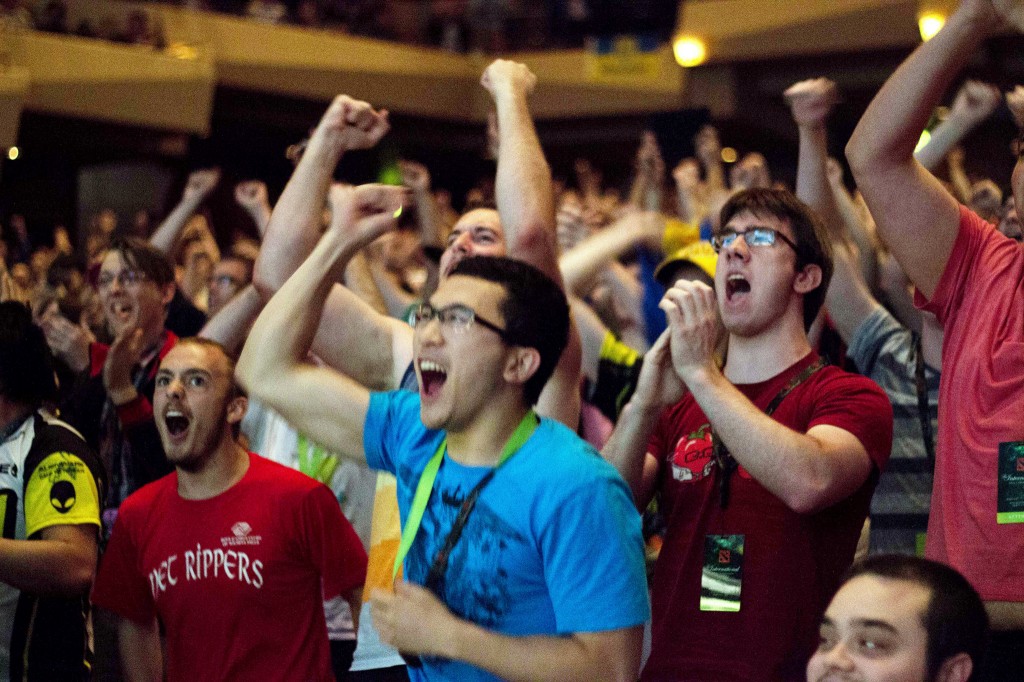 Dota 2 TI3 crowd