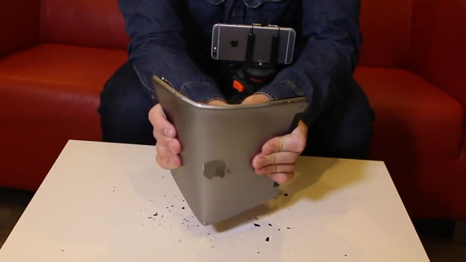 iPad BendGate (2)