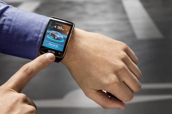 BMW Estaciona Smartwatch 013