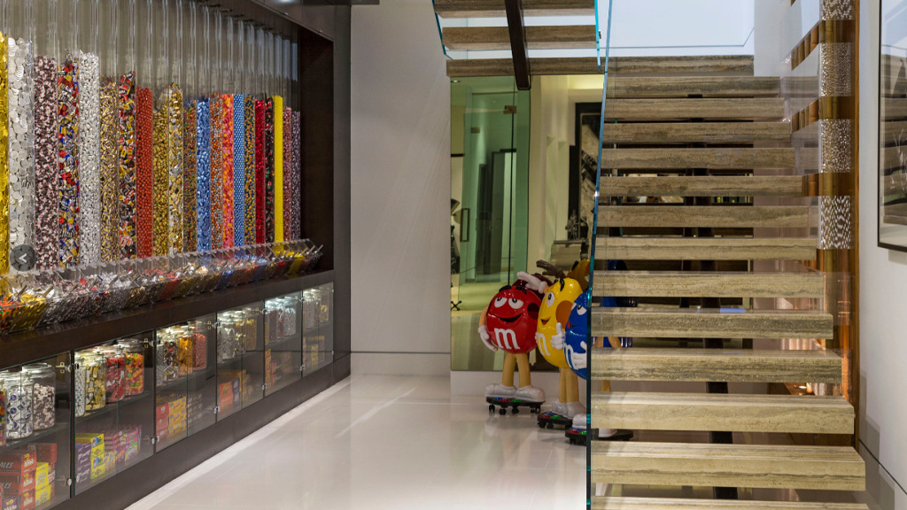 Notch minecraft mansion million (3)