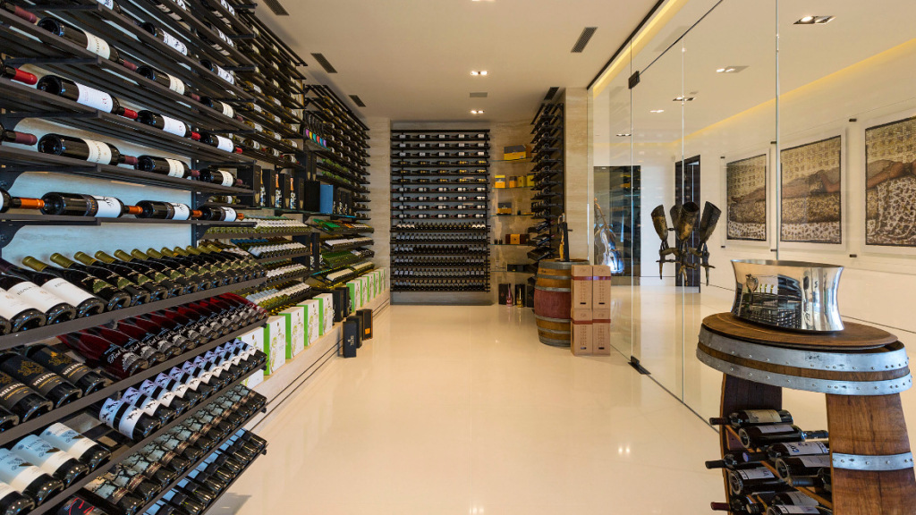 Notch minecraft mansion million (4)