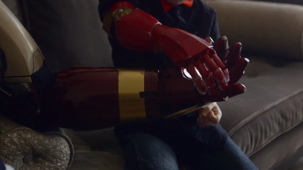 Brazo bionico ironman (4)