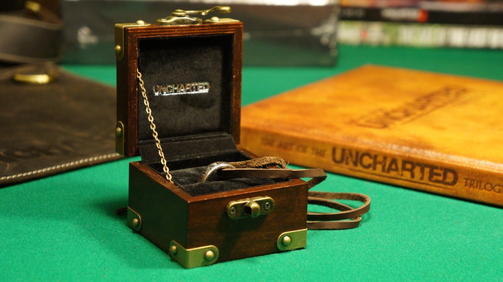 Uncharted ring anillo unboxing10