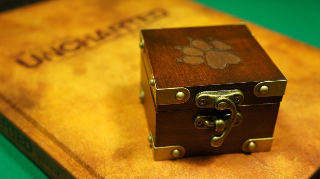 Uncharted ring anillo unboxing4