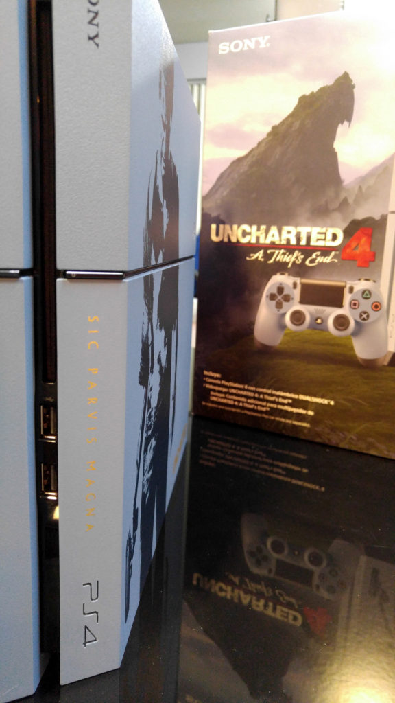 Uncharted 4 blue PS4 unboxing azul Special edition (15)
