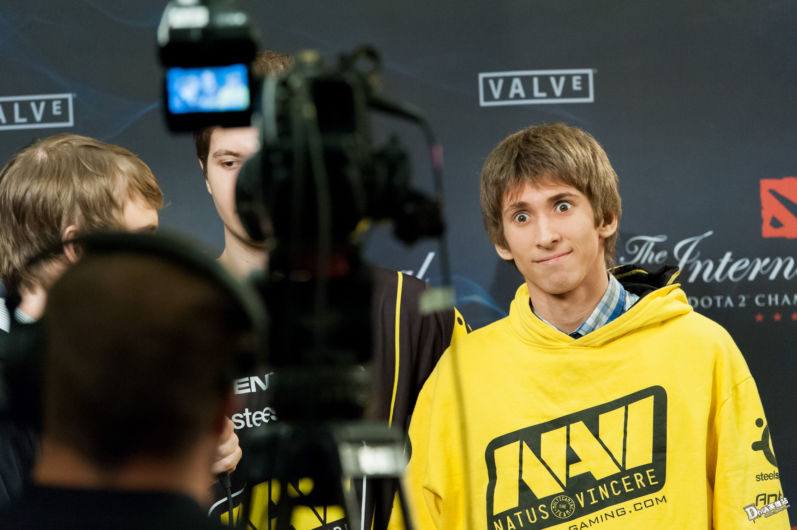 dendi-face