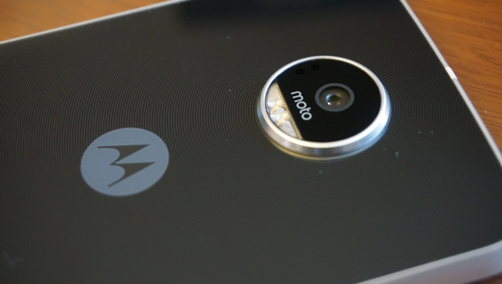 moto-z-play-6